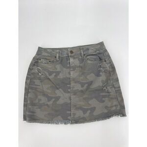 Vanilla Star Mini Skirt Green Camouflage Distressed Denim Raw Hem Juniors Sz 3